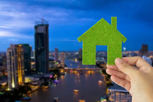 hand-holding-green-house-icon-concept-2025-03-10-08-13-16-utc-695532b9ec7e2